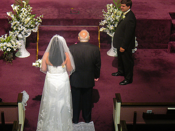 090606_Bill & Elizabeth_0609_HR.jpg