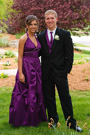 090502_LEHS Prom_0130_LR.jpg