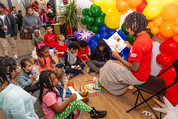 240323_DST_GSLAC_Authors on Tour_377