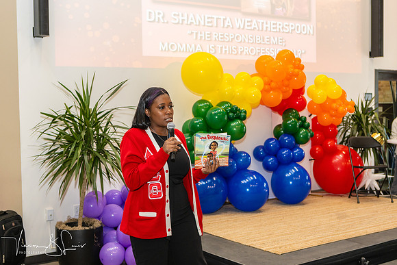 240323_DST_GSLAC_Authors on Tour_300