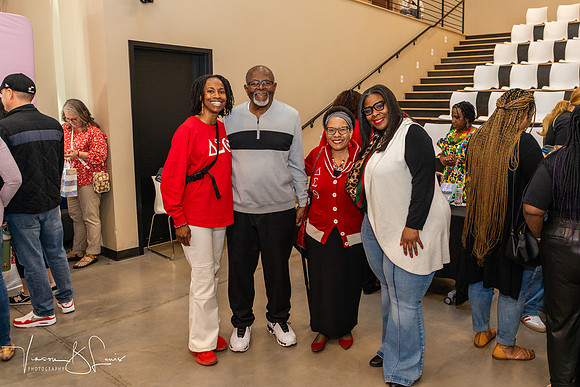 240323_DST_GSLAC_Authors on Tour_360