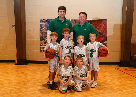 0901_Upward Team Photo_0345-Edit.jpg