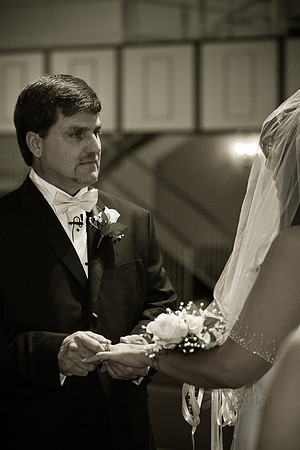 090606_Bill & Elizabeth_0067_HR-2.jpg