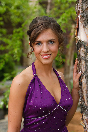 090502_LEHS Prom_0111_LR.jpg