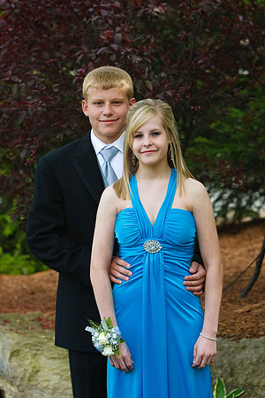 090502_LEHS Prom_0143_LR.jpg